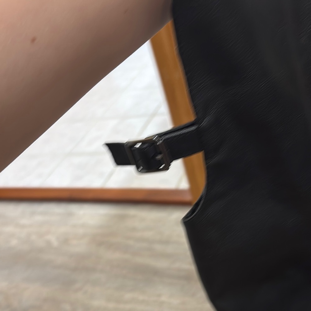 Black Knee-High Riding Boots - Picture 4 of 4